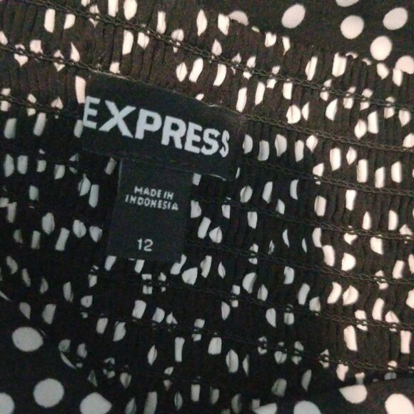 Polka dot Express shirt blouse size 12 - Picture 6 of 6